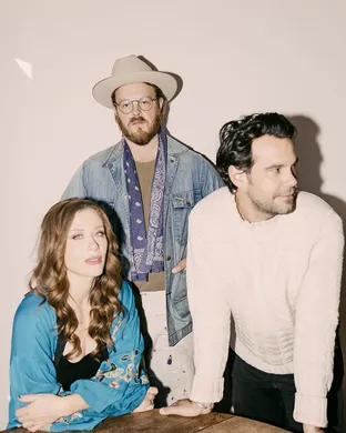 The Lone Bellow Pop concert