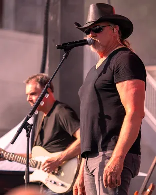 Trace Adkins Country concert