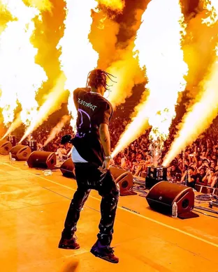 Travis Scott Alternative concert