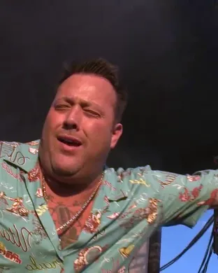 Uncle Kracker Alternative concert