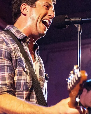Will Hoge Pop concert