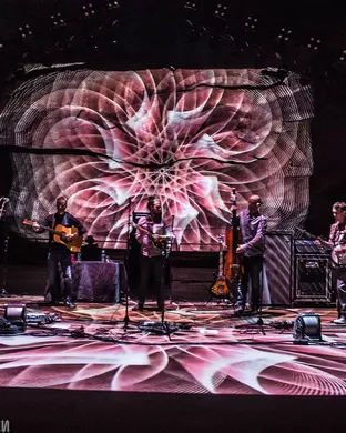 Yonder Mountain String Band Alternative concert